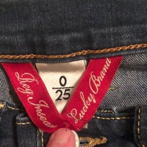 Lucky Brand Jeans - Juniors Lucky Brand jeans size 0. Lucky Brand Jeans - Juniors Lucky Brand jeans size 0.